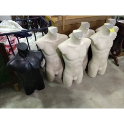 SEI MANICHINI MEZZO BUSTO
